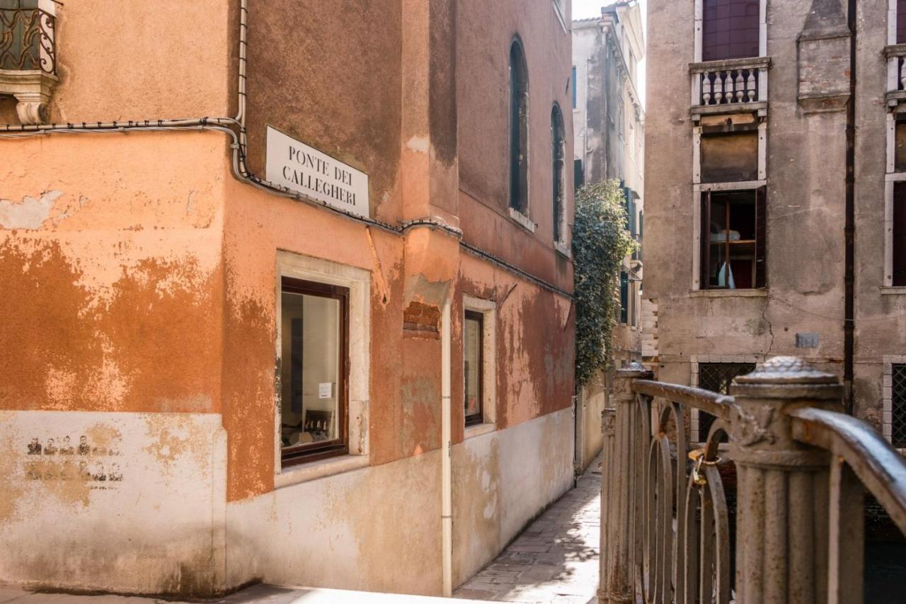 Fenice Backstage Over Canal Венеция Экстерьер фото